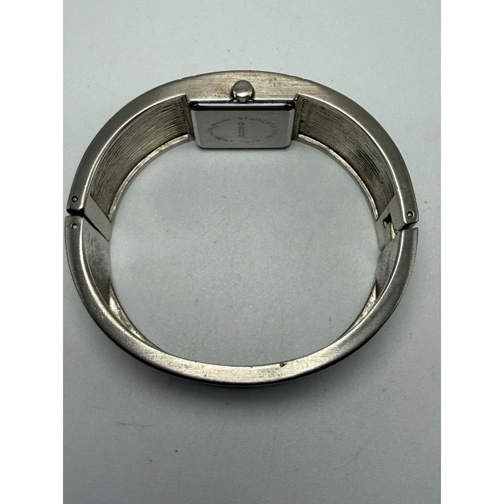 Chico's Ladies Cuff Bangle Watch New Battery 26MM‎ 7